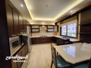  12 شقة فاخرة بالرابيه طابق اول للبيع مساحة 185 متر مربع