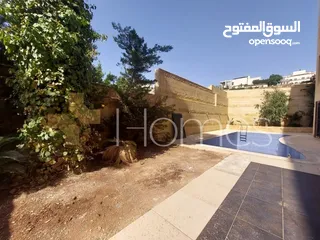  3 شقة مع حديقة ومسبح للبيع في عبدون  بمساحة بناء 260م