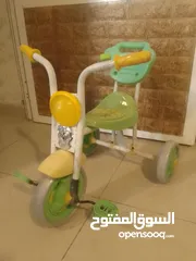  1 بسكليت بحاله ممتازه لعمر 3 سنوات