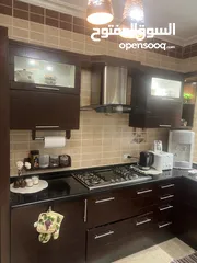  5 شقه للبيع ضاحية الرشيد خلف جامعة الاميره سميه