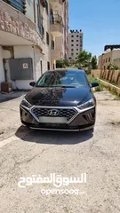  1 ايونيك هايبرد ترخيص 2021 لون اسود عداد 36 الف