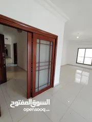  18 شقه فارغه للايجار ضاحيه الامير راشد + 4 نوم + 220 متر + غرفه خادمه+