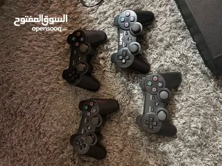  2 بلايستيشن 3 للبيع مع 4 ايادي جداد