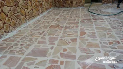  6 مزرعه مع بيت راقيه راس منيف موقع مميز مطله و بسعر مغري جدا