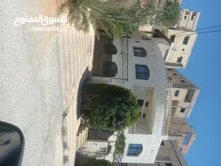  2 بيت طابق اول مع السطح للبيع من المالك مباشره ماركا الشماليه