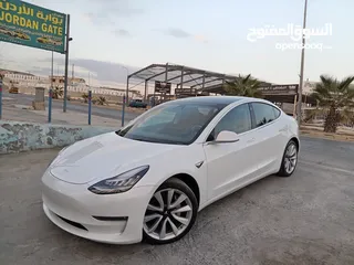  8 Tesla model 3 Performance 2020 جمرك جديد للبيع