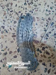  2 جنازير فرك  استخدام اقل من اسبوع خمس دنانير جنط 26