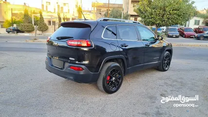  11 جيب شيروكي 2015 sport & Black Edition  كرت ابيض ماتور اقتصادي