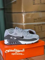  5 احذية سبورت