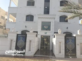  1 شقق فاخرة للبيع