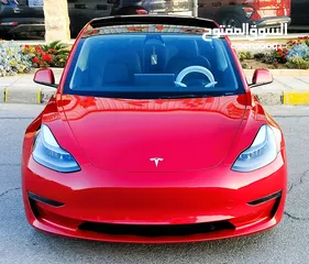  8 تيسلا 2023 model 3 فحص كامل 4 جــيــد ممشى قليل 18 الف بحالة الوكالة لون مميز بسعر لقطة ومحروووق