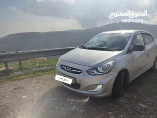  9 هيونداي اكسنت للبيع 4 غيار ديزل