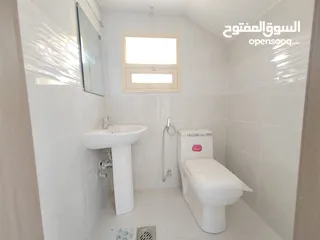  11 فيلا للايجار منطقه الزاهيه