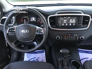  5 ‏2019 Kia Sorento LX (UM)