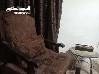  7 طقم كنب 7 مقاعد بحاله جديده