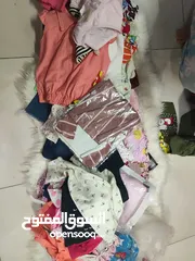  2 ملابس طفلة جديدة للبيع
