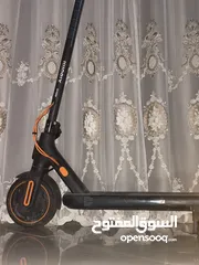 3 XIAOMI ELECTRIC SCOOTER 4 pro