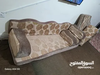  1 طقم غرفة جلوس بسعر مغري   كنب كورنر