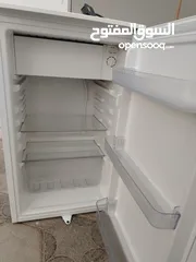  4 Refrigerator&Freezers are available with warrenty