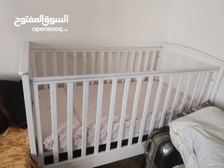  1 تخت بيبي جديد غير مستعمل مع الفرشه للبيع للجادين فقط أرجو الإتصال