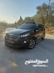  1 كيا سورينتو  كامل الإضافات  ترخيص وتأمين ساري المفعول