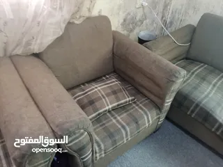  4 طقم كورنر10مقاعد يحتاج للصيانه خشب ممتاز مش تجاري تفصيل