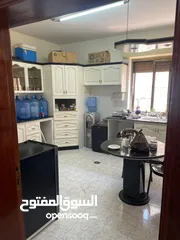  20 للإيجار من المالك مباشرة – طابق أول في رام الله / الشرفة