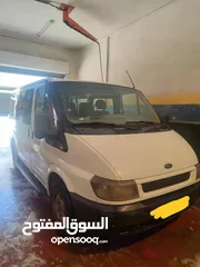  8 فورد ترانزيت