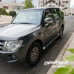  3 ميتسوبيشي باجيرو 2015 للإيجار