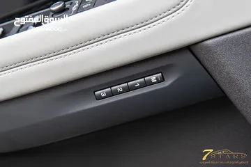  15 Range Rover Evoque 2020 P250 Se  السيارة وارد و صيانة الشركة و قطعت مسافة 33,000 كم فقط