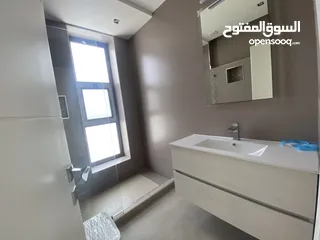  13 شقة غير مفروشة للإيجار 230م2 ( Property 16030 ) سنوي فقط