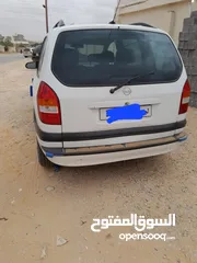  3 اوبل زافيرا