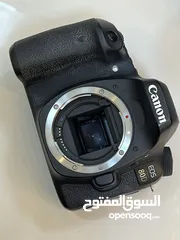  6 كاميرا كانون EOS 80 D