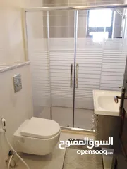  7 روووف سعر البلاش مساحة 204 متر من الداخل ساحات 60 متر على شارعين