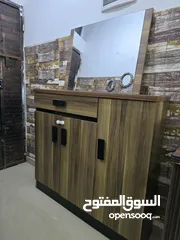  1 مدخل احذية بالمرايا بحالة ممتازة