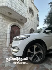  4 فل الفل الفل Hyundai Tucson 2017