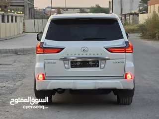  8 Lexus LX570 GCC V8 2017 price 237,000 AED