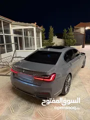  24 BMW 2020 745Le  فل كامل مواصفات خاصه وارد شركه