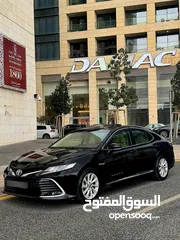  9 تويوتا كامري 2021 فل كامل مع فتحة فحص كامل 7 جيد كرت ابيض بحالة الشركة