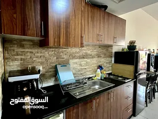  4 No commission, Spacious Studio apartment with nice terrace in a prime loction close to Five Jumeirha