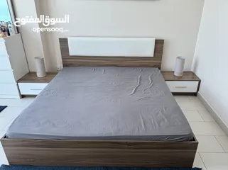  1 Bedroom (king bed )