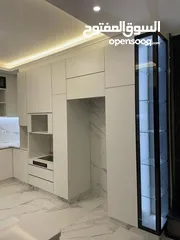  2 مطابخ مودرن لامنيت ايطالي كاش او اقساط بسعر الكاش