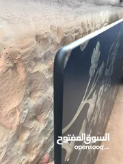  4 زجاج سوكريت مزخرف حراري 10 ملم ولا خدش بحال الوكالة 100/100