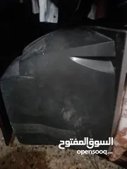  3 تلفزيون قديم من فليبس او بدل