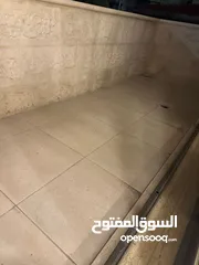  8 شقه فارغه للإيجار دير غبار مميزه جدا