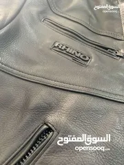  8 جاكيت دراجات جلد اسود