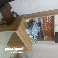  3 مكتب للدراسه بحاله   جيده ممتاز  جدا وخاصه لطلاب الثانوي والاساسي