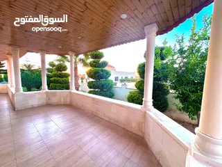  7 فيلا مميزه في منجا قرب طريق عمان مادبا
