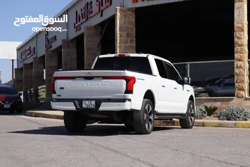  6 Ford f150 Lightning 2023 Platinum