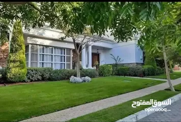  4 Compound Midtown new cairo   للبيع فيلا في كمبوند في التجمع السادس عبارة عن single family